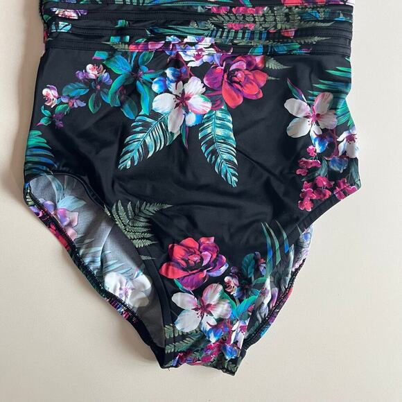AQUA GREEN NWT One Piece Swimsuit, Floral Medium - Picture 10 of 12
